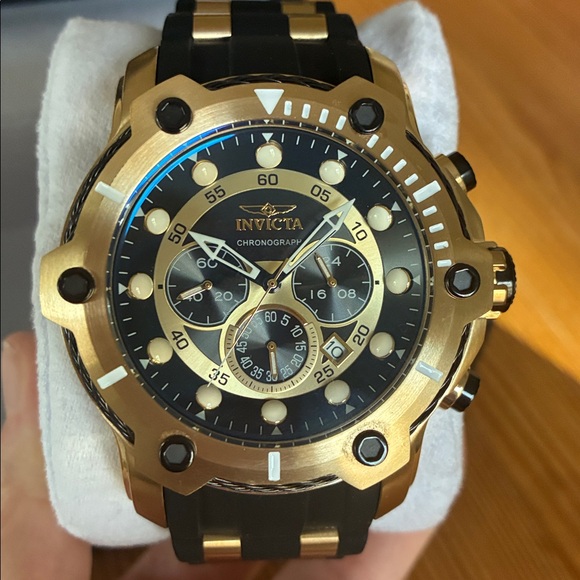 Invicta Collection Quartz Watch - Picture 7 of 15